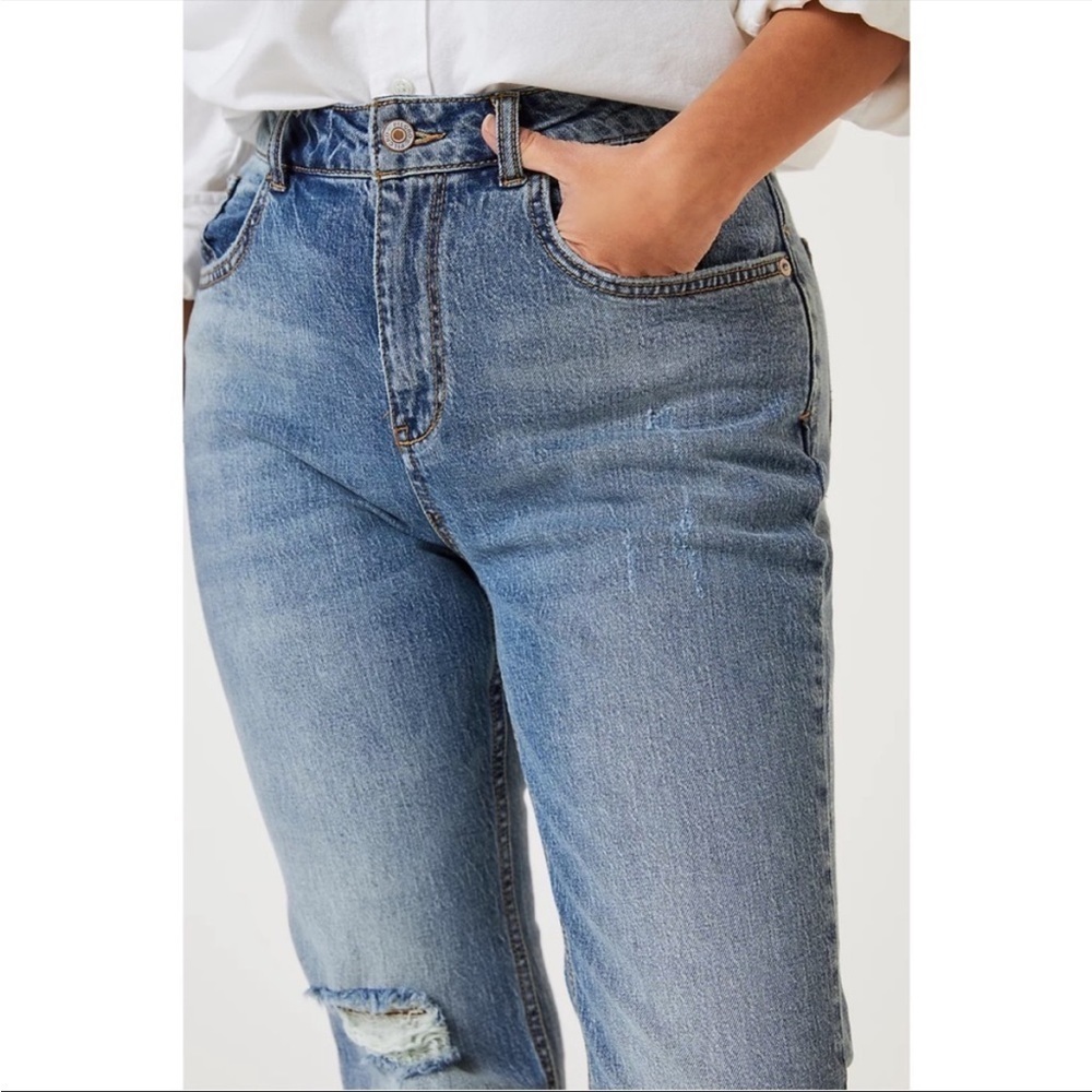 Anthropologie Pilcro Yaya Kick Flare Jeans 32 Tall Plus Distressed Denim NWT - Picture 7 of 15